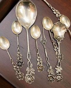 Ensemble de couverts de luxe en acier inoxydable argenté, cuillère, fourchette et couteau modernes gravés, écologiques, finition miroir, pour table royale, qualité supérieure - Product Image 6