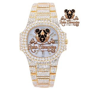 Montre de luxe pour homme en acier inoxydable avec diamants Moissanite et cadran orné de cristaux, un accessoire de mode raffiné - Product Image 2