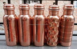 ขวดน้ำทองแดงบริสุทธิ์คุณภาพสูงพรีเมียมดีไซน์แตกต่างกันอย่างมีสไตล์วันวาเลนไทน์บรรจุภัณฑ์พรีเมี่ยมที่เหมาะสมสำหรับงานปาร์ตี้ - Product Image 2