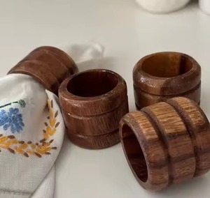 Ensemble d'anneaux de serviette en bois de qualité supérieure, porte-serviettes élégant pour table à manger, banquet de mariage, restaurant, hôtel, décoration de la maison - Product Image 4