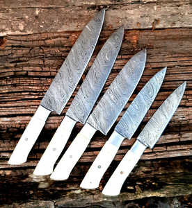 Ensemble de 5 couteaux de cuisine Damas à manche intégral, vente directe usine |   Couteaux de chef, Santoku, à trancher et multi-usages avec manche en os - Product Image 1