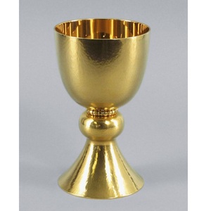 Metal Chalice And Ciborium Set Designed For Daily Worship Special Masses And Religious Celebrations - Product Image 1
