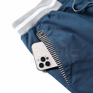 Shorts pour hommes en tissu respirant, doux au toucher et durable, pour les loisirs en plein air, prêts pour les voyages, style décontracté moderne et confortable, excellent rapport qualité-prix - Product Image 4