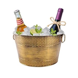 Seau en cuivre traditionnel de qualité supérieure fait à la main pour la cuisine, l'extérieur et la salle de bain - Style camouflage écologique et économique - Product Image 1