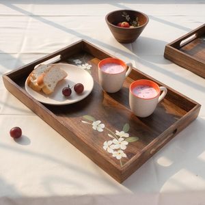 Plateau de service rectangulaire Art Déco artisanal en bois avec incrustation florale blanche pour le service du café, du thé et des collations - Product Image 5
