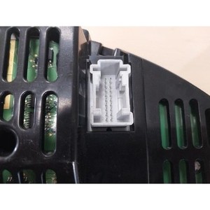 ชุดหน้าปัดมือสองสำหรับรถยนต์ C-class รุ่น 2049001808 - Product Image 5