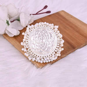 Grande bague réglable de style bohème avec motif floral et pierres précieuses en perles - Product Image 3