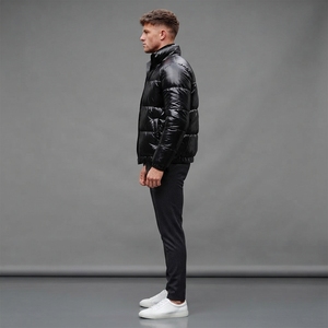 Chaqueta Acolchada de Nailon Negra para Hombre, con Capucha, Cuello Alto, Cierre de Cremallera, Impermeable, Relleno Grueso, Informal, para Invierno, Corte Ajustado, Regular - Product Image 2