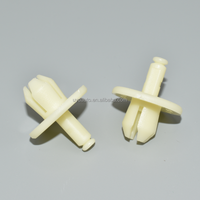 Clip de fixation à ressort en nylon de haute qualité pour moulures de carrosserie BMW 07147213303 07-14-7-213-303