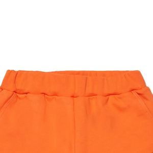 Shorts décontractés pour garçons en matière légère, conçus pour l'été, alliant confort et style, avec logo personnalisé et poches. - Product Image 2