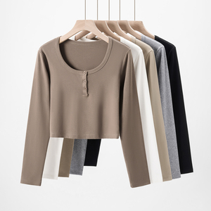 T-shirt pull à manches longues pour femme, coupe ajustée, chic et décontracté, col boutonné, style crop top, vente en gros, haute qualité - Product Image 1