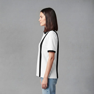 Camiseta Casual Personalizada de Alta Calidad para Mujer, 300 g/m², Algodón, Bordado de Logotipo, Colores Personalizados, Venta al por Mayor - Product Image 3