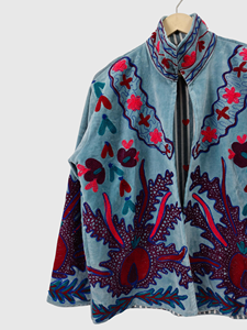 Veste à col mandarin brodée à la main avec des motifs floraux, manches longues, taille plus, vêtements d'automne pour femmes adultes - Product Image 2
