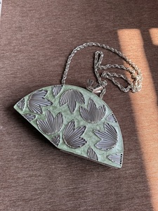 Marco de Metal para Bolso de Mano SANGRAJ CREATIONS Premium, Diseño Geométrico, Resistente al Óxido, con Flores y Cuentas, Cierre para Bolso - Product Image 4