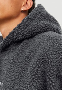 Sweat à capuche polaire gris foncé pour homme, doublure sherpa, logo brodé sur le devant, coupe décontractée, idéal pour l'hiver – Nouvelle collection très demandée - Product Image 4