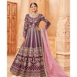 Robe Anarkali de créateur avec bas et dupatta pour les soirées et les occasions spéciales - Product Image 2