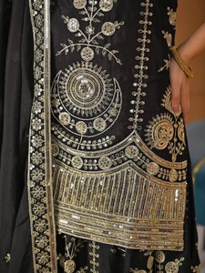 Hermosa Kurta Dupatta de Seda Vichitra Moderna India-Pakistaní, con Bordado y Lentejuelas, de Secado Rápido, para Trabajo, Fiestas y Bodas - Product Image 5