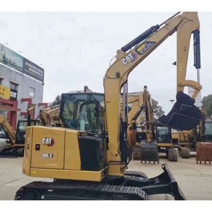 Excavadora Caterpillar 306.5 de 6 Toneladas, con Motor Turbo Cat C2.4, Alta Capacidad de Elevación, Máquina Compacta de Última Generación - Product Image 5