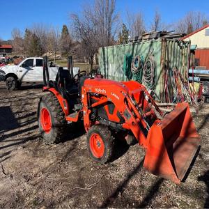 Mini Tractor Kubota LX2610 de Servicio Pesado con Tracción en las 4 Ruedas, Maquinaria Agrícola de Venta Caliente para Agricultura - Product Image 4
