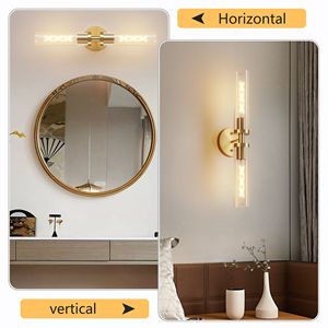 Set di Due Applique da Bagno Moderne Dorate con Vetro Trasparente, Illuminazione a Parete Elegante e Moderna - Product Image 6