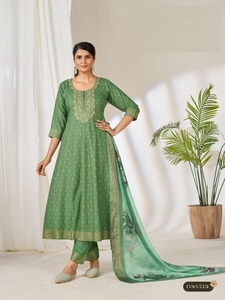 Salwar Kameez Tradicional para Mujer, con Estampado de Lámina Metálica, en Rayón, con Accesorios, Vestido de Boda Indio, Corte Regular, para Todas las Temporadas - Product Image 5