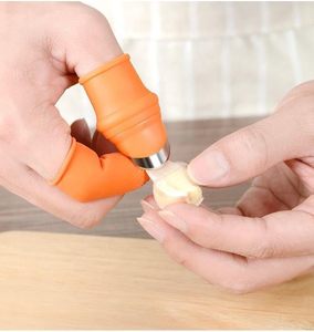 Silicone Thumb Cutter Gardening <b>Tool</b> With Finger Guard For Efficient Vegetable Picking Fruit <b>Cutting</b> Harvesting <b>Tool</b> For Garden - Product Image 1