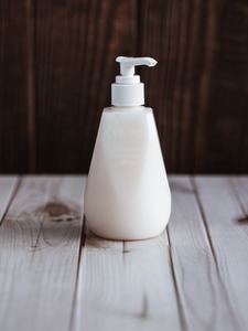 Après-shampoing pour cheveux et cuir chevelu, parfum herbal doux, unisexe, pour adultes, 300 ml, crème/lotion, de Singapour - Product Image 2