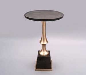 Table d'appoint de style vintage, dernier design, pour la maison, le salon, les hôtels, les villas, table décorative d'appoint et de bout avec plateau en verre - Product Image 3