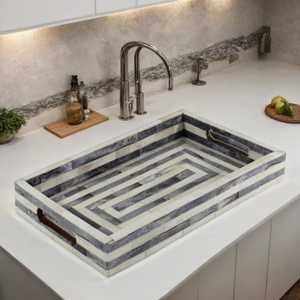 Bandeja de Servir Moderna Hecha a Mano con Incrustaciones de Hueso Azul, Bandeja Rectangular Decorativa con Diseño Floral y Asas - Product Image 3