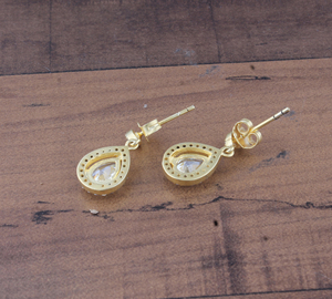 Boucles d'oreilles fantaisie CZ Designer, luxe, argent sterling 925 plaqué, zircone, forme goutte d'eau, bijoux de mode pour femmes, vente en gros - Product Image 4