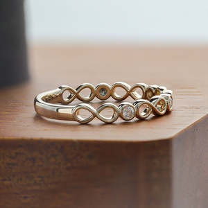 Anillo de Eternidad con Nudo Infinito Único, Moissanita VVS, Plata de Ley 925, Anillo de Compromiso, Aniversario, Regalo para Fiesta - Product Image 3