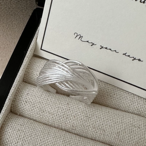 Anillo de Plata de Ley S925, Estilo Coreano, Diseño de Líneas Minimalistas, Anillo Retro Simple, Joyería de Plata - Product Image 1