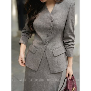 CV8061 OEM Blazer et jupe en sergé slub coréen personnalisés pour femmes, vêtements de bureau professionnels - Product Image 4