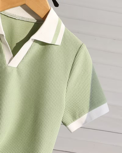 Green Compressed Waffle Knit Jersey Breathable Eco-Friendly Short Sleeve Polo Shirt for Boys Casual Solid Color Collar Design - Product Image 3