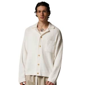 Chemise en tricot crocheté pour homme avec poches, manches longues, boutonnée, décontractée, en tissu texturé doux, fourniture OEM - Product Image 6