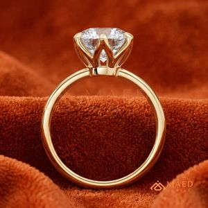 Anillo Solitario Clásico de Oro Redondo con Puntas de Brújula – Anillo de Moda Minimalista de Lujo - Product Image 2