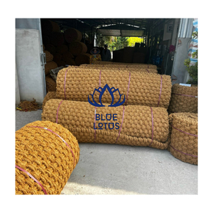 เสื่อใยมะพร้าวธรรมชาติขายดีจากเวียดนาม วัสดุจากใยมะพร้าว สำหรับปูพื้นทางเข้าและใช้ภายในอาคาร - Product Image 1