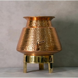Distributeur d'eau en cuivre pur le plus vendu, grande capacité, pour hôtels, restaurants et usage commercial intensif, provenant d'Inde - Product Image 2