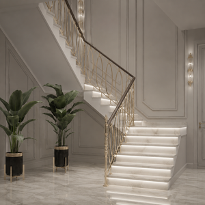 Barandal de escalera dorado ornamentado con diseño de balaustre ovalado y pasamanos de madera oscura para escalera interior de lujo en una villa. - Product Image 1