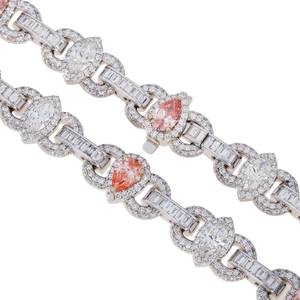 Chaîne cubaine en moissanite de qualité supérieure avec un aspect glacé pour le streetwear de luxe et les tenues de soirée - Fournisseur en gros - Product Image 2