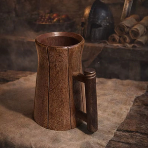 Chope à bière en bois personnalisée et durable |   Chope rustique artisanale de style américain, taille personnalisée, cadeau pour les demoiselles d'honneur - Product Image 1