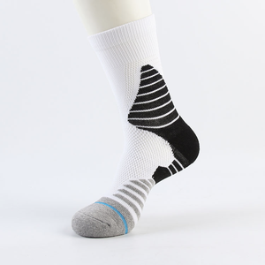 Custom Crew <b>Socks</b> High Quality Breathable Wear-resistant Sports <b>Socks</b> for Men - Product Image 4