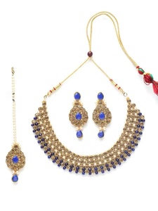Indian Women's Traditional Wedding <b>Set</b> <b>Gold</b> Plated Zircon Alloy Choker Necklace Earrings Maang Tikka Red Pearl Beads Party - Product Image 4