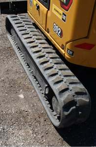 Mini-excavatrice sur chenilles d'occasion CAT modèle 302, moteur 45 CV, capacité de la benne 1,15 m³ - Product Image 6