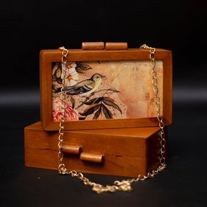 Pochette en bois imprimé motif oiseaux, sac à main élégant en bois naturel pour femme, idéal pour les fêtes et les mariages - Product Image 1