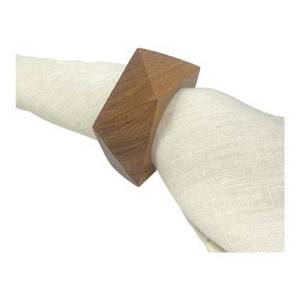 Anneaux de serviette en bois massif faits à la main, modernes, polis, écologiques, durables, réutilisables, porte-couverts, décoration de table pour la maison et la cuisine. - Product Image 5