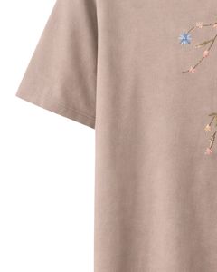 Camiseta de Mujer Color Beige Taupe Personalizada con Bordado Floral, Cuello Redondo, Algodón Suave, Manga Corta, Informal, Ligera, para Verano - Product Image 6