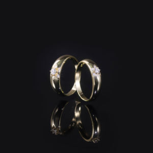Anillo de Cóctel Clásico AMBER JEWELS de Oro Sólido de 14K con Diamantes Cultivados en Laboratorio, Diseño de Flor con Engaste Pavé, Unisex, Certificado IGI, Estilo Hip Hop - Product Image 4
