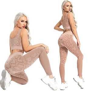 Conjunto de yoga con sujetador deportivo y pantalones, servicios OEM, último estilo, conjunto de yoga para mujer de alta calidad, conjunto de yoga para mujer con diseño personalizado - Product Image 6