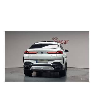 BMW X6 M50i 2022 con Volante a la Izquierda, Caja de Cambios Automática, Cámara Trasera, 61,767 km - Product Image 4